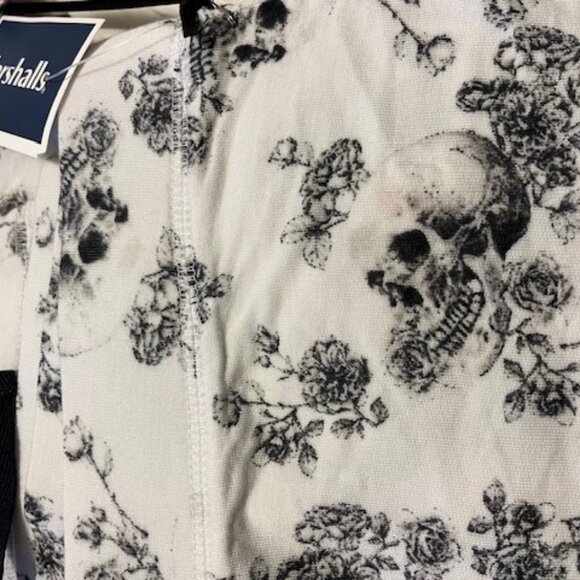 NWT, Tabitha Webb black and white pj bottoms,skull and flower pattern, size L, - Picture 7 of 7